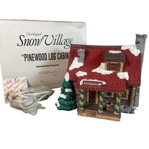 Dept 56 Christmas Snow Village Pinewood Log Cabin w/ Light & Box Vtg 1989